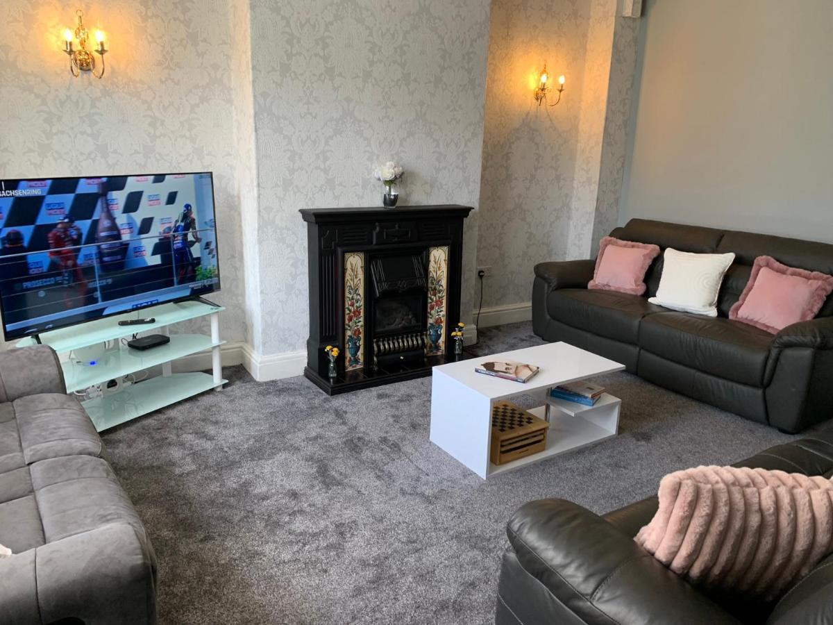Heather Glen. Six Bedroom Home Near The Sea. Blackpool Exteriör bild
